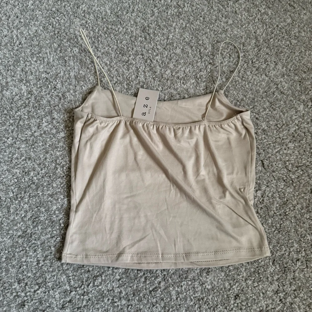 Crop Top Bundle - Picture 4 of 5